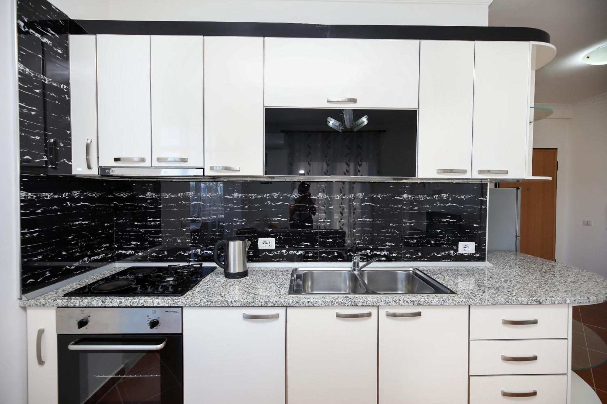 Jimi Apartments 2 Vlorë Екстериор снимка