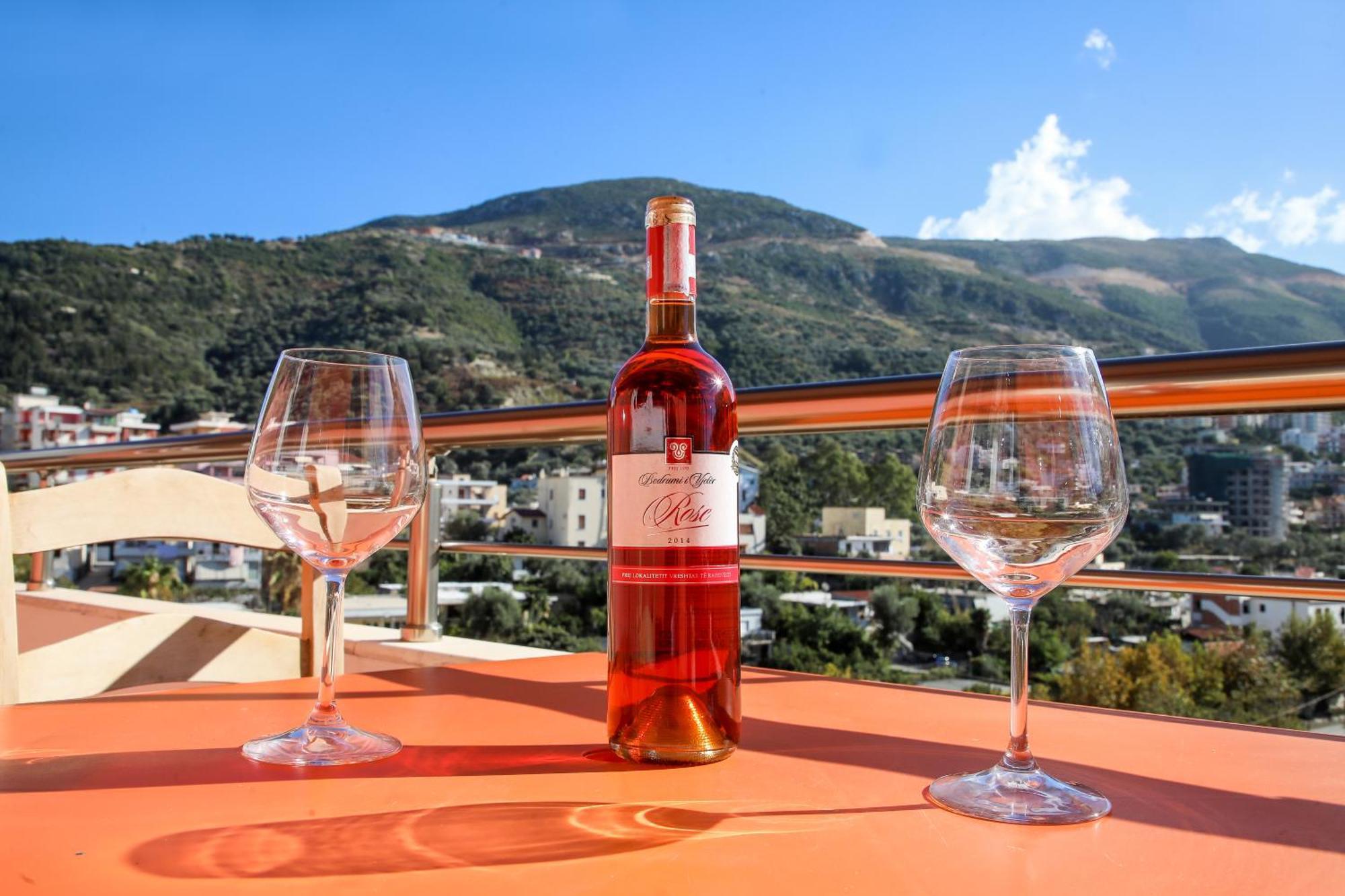 Jimi Apartments 2 Vlorë Екстериор снимка